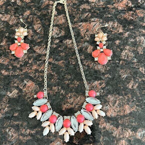 Jewelry - Coral Statement Necklace & Pierced Earring Set